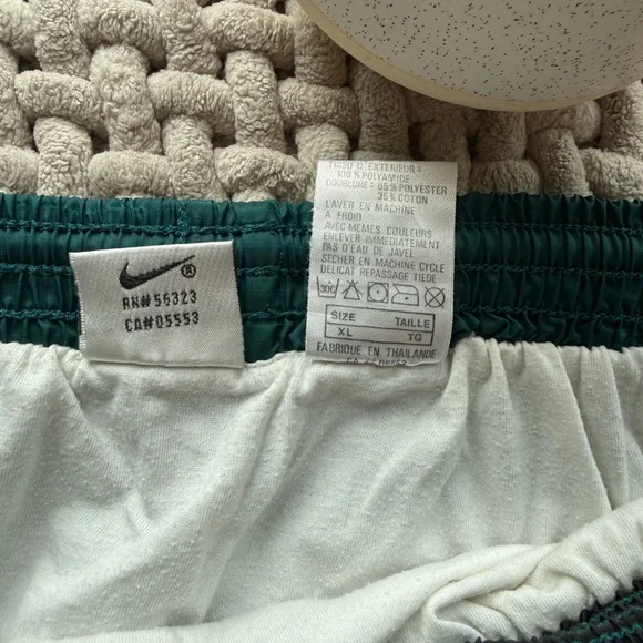 Nike Men's Retro Two-Tone Athletic Shorts in Black and Teal XL - Picture 9 of 15